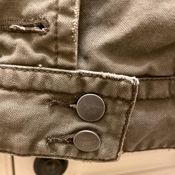 American Eagles Outfitters Jacket, size M, with belt loop bottom - Picture 2 of 12